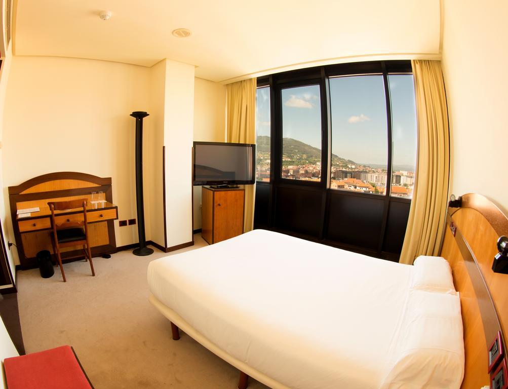 اوفيدو New Hotel الغرفة الصورة